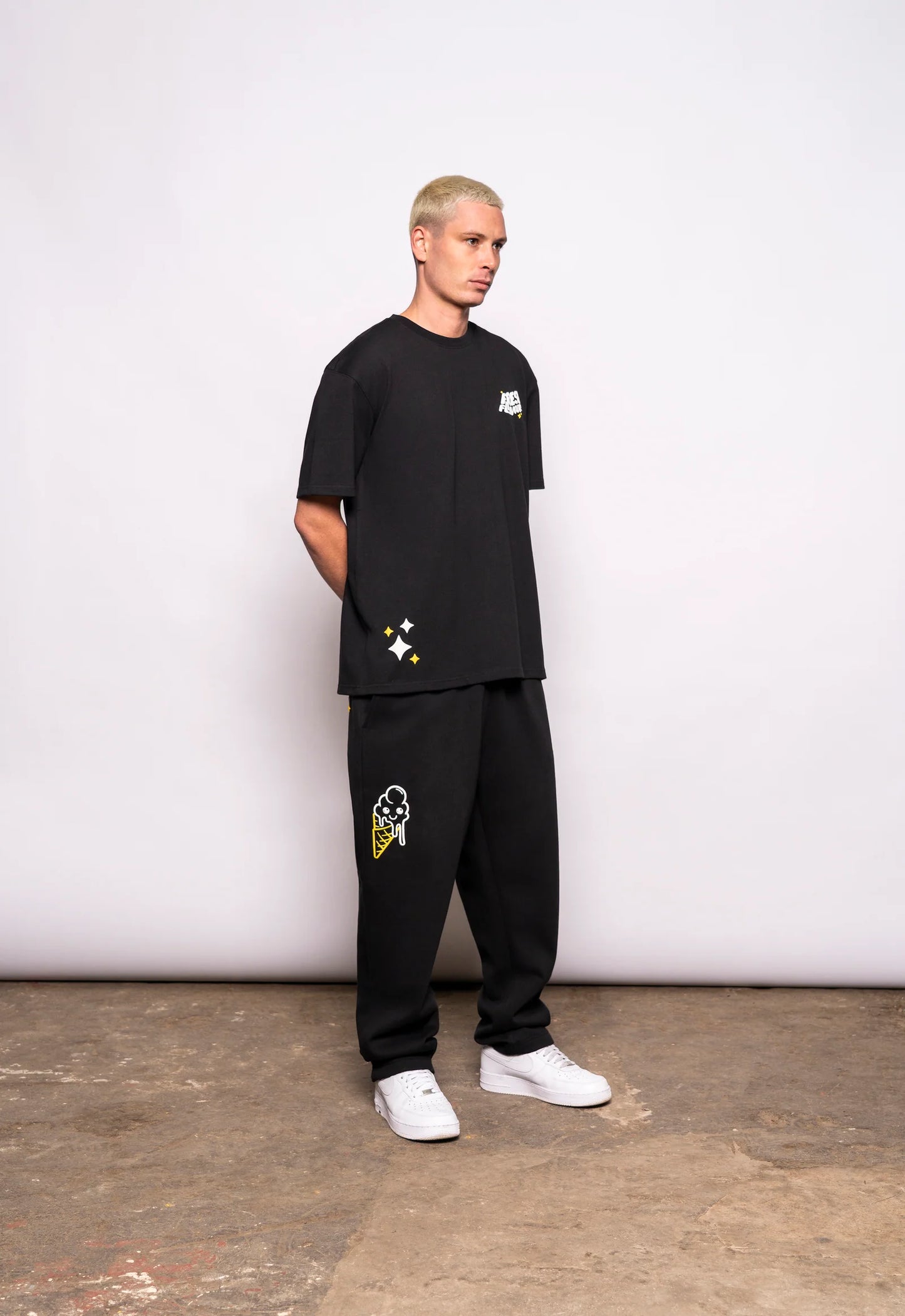 Fresh Flavours T-Shirt 1.0 - Black/White