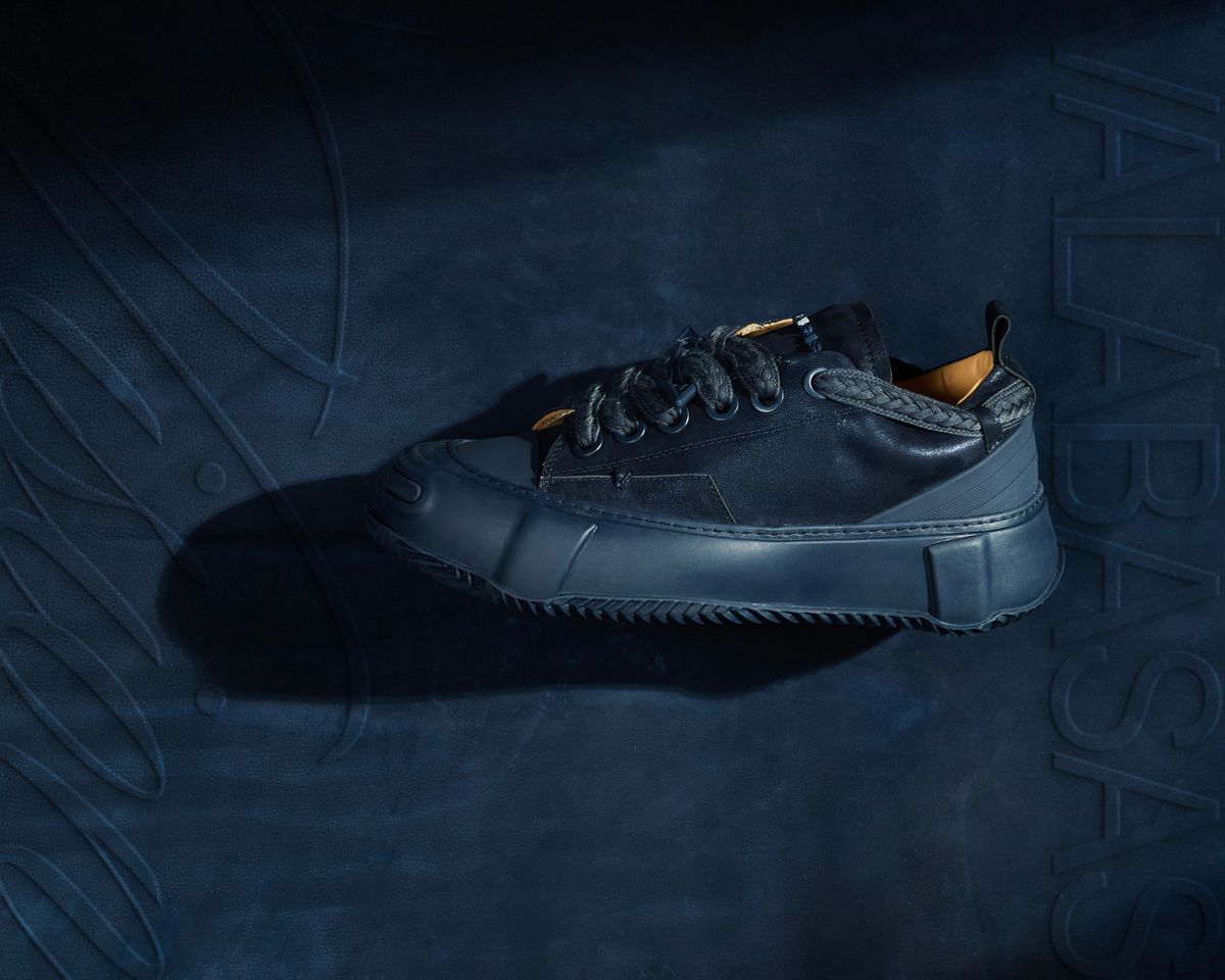 Valabasas Vision Navy Leather Low Top Shoes