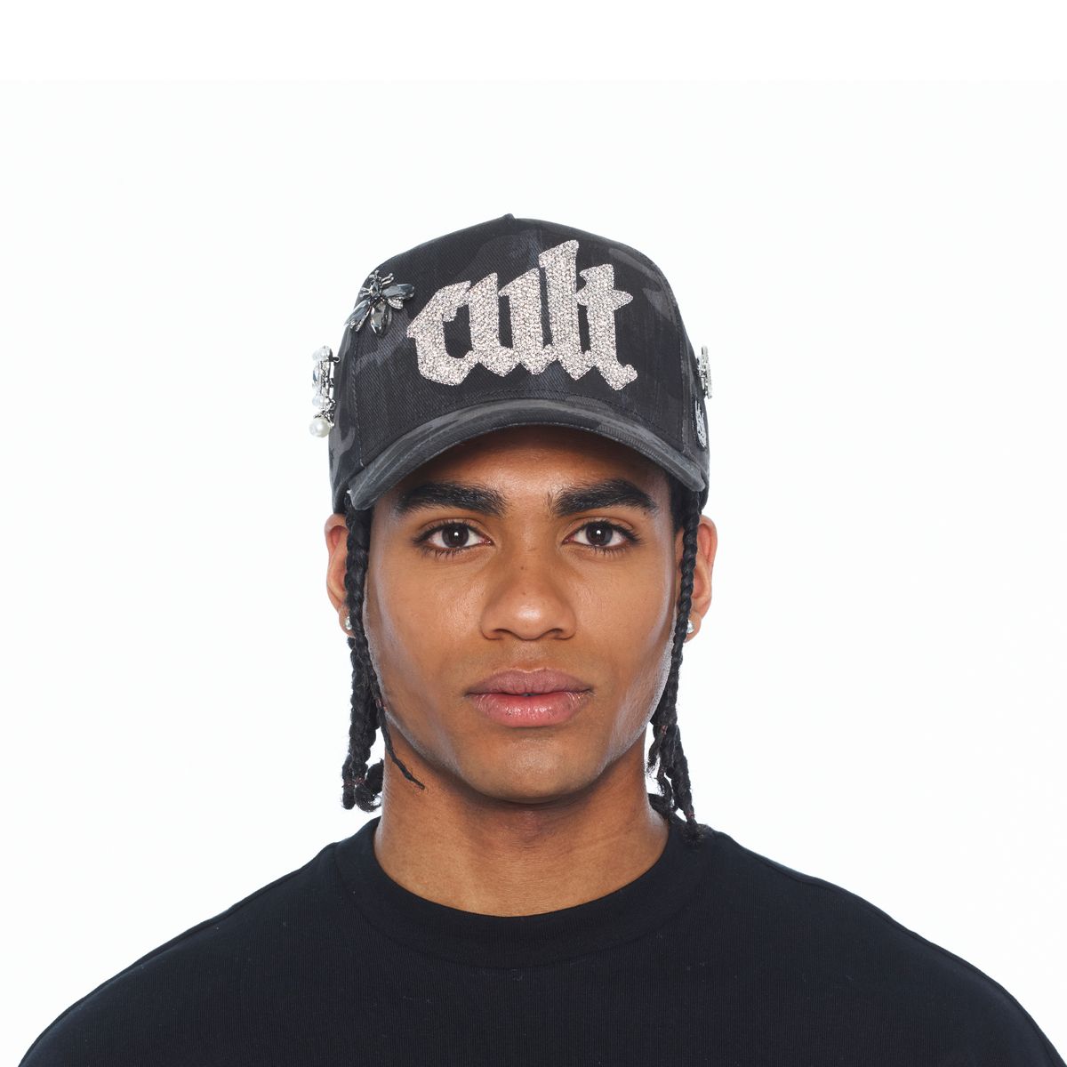 A FRAME TRUCKER HAT CURVED VISOR "OLD ENGLISH CRYSTAL LOGO "