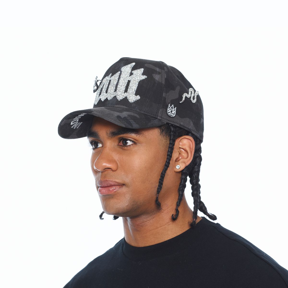 A FRAME TRUCKER HAT CURVED VISOR "OLD ENGLISH CRYSTAL LOGO "