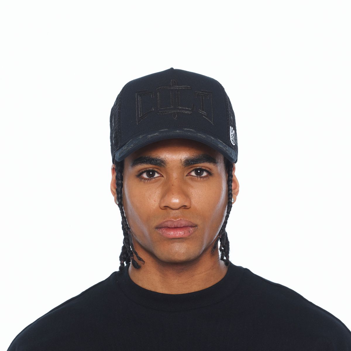 MESH BACK TRUCKER CURVED VISOR " ROPE LOGO"