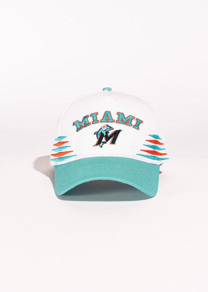 Reference Vintage Miami White/Teal